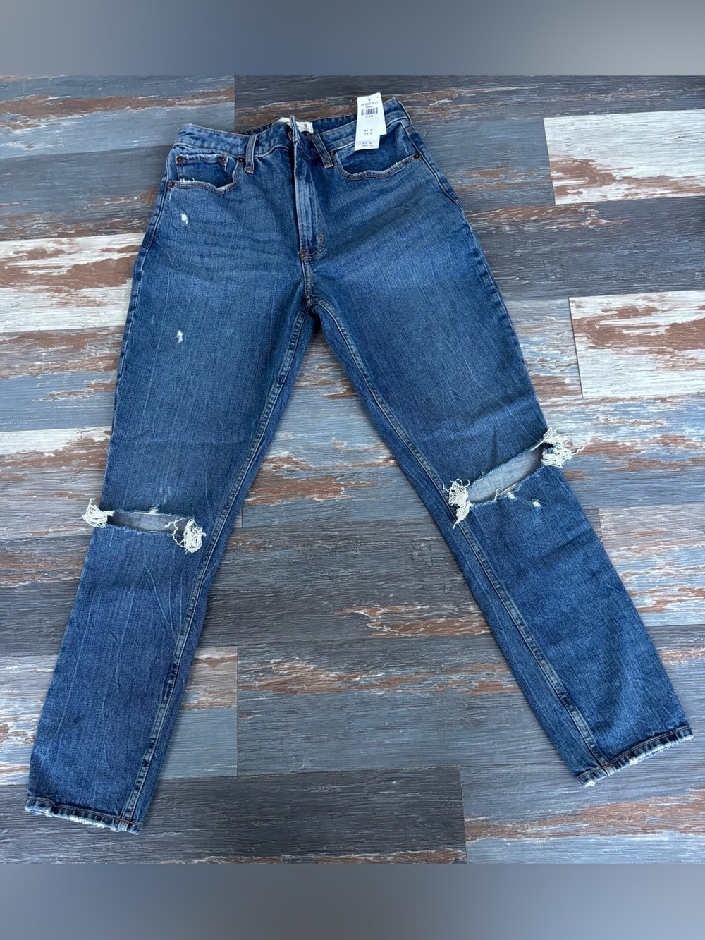 NWT Abercrombie Women’s Jeans size 6L curve love